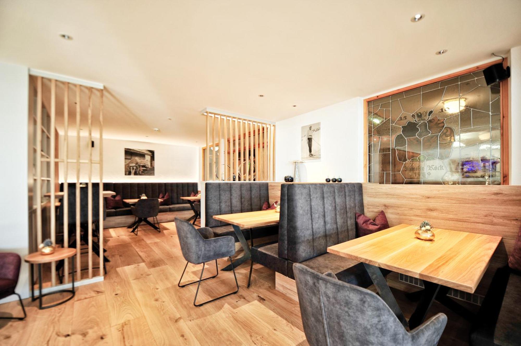 Hotel Roeck Garni Fiss Extérieur photo