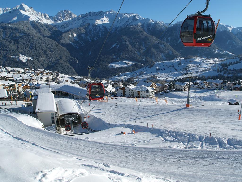 Hotel Roeck Garni Fiss Extérieur photo