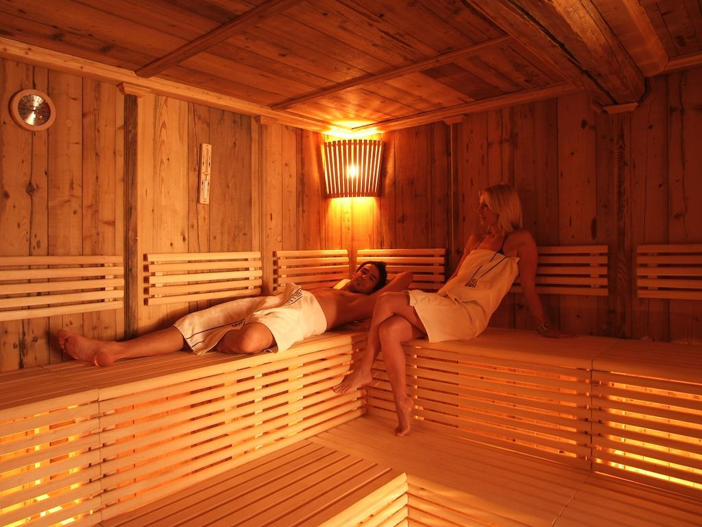 Hotel Roeck Garni Fiss Extérieur photo